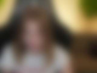 Live cam show with EllaSweet - Facial Piercings on Fling VIP Chat
