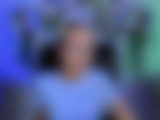 Cam Show en direct de mona-cloud