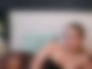 Live cam show with DaliaDiva - Average on livesuperchat.net