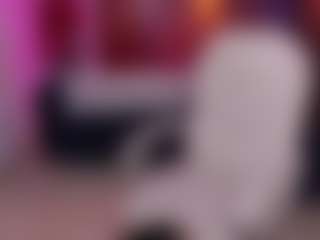 Live cam show with Kloee brown - Facial on Camsoda