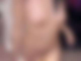 Live cam show with Kloee brown - Full Nudity on Camsoda