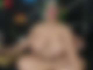 Live cam show with Oriana - Lick on instabang