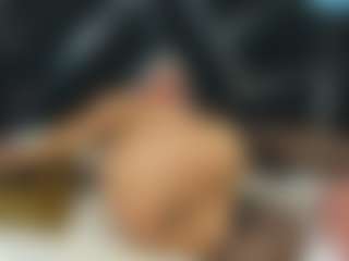 Live cam show with Oriana - Morena on crypto-cams