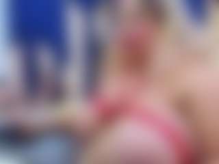 Live cam show with Oriana - Brown Eyes on xxxlivecams.org