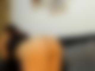 Live cam show with SarahJhonsonn - Oil on xxxlivecams.org
