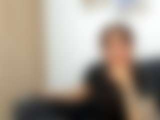 Live cam show with SarahJhonsonn - Oil on Camsoda