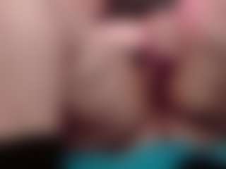 Live cam show with scarlettbooty - Striptease MILF on Hubzter Live
