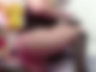 Live cam show with scarlettbooty - Camel Toe on Dare Cams