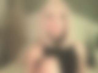 Live cam show with Zhally_Dee - Gamer Blonde Hair on SxyPornLive