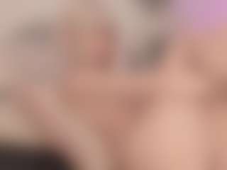 Live cam show with Hot little girl - Gamer on Camsoda