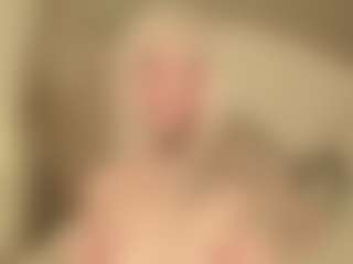 Live cam show with Hot little girl - Sexydance on Instabang