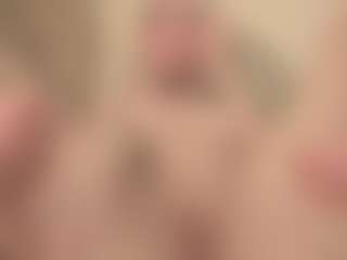 Live cam show with Hot little girl - Sexydance on EXY