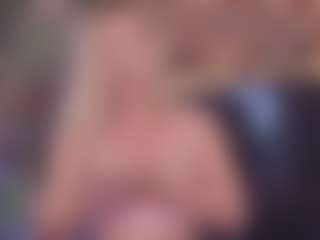 HelenCeccile's Live Sex Cam Show