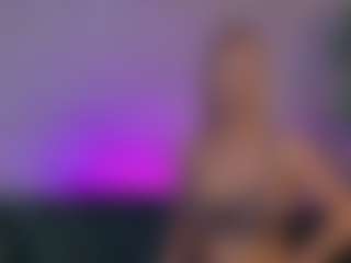 HelenCeccile's Live Sex Cam Show