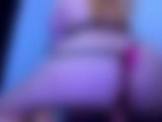 Lola's Live Sex Cam Show
