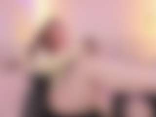 martiinaguzman's Live Sex Cam Show