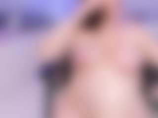 Live cam show with martiinaguzman - Blonde Hair Curvy on infinitiblacc.com