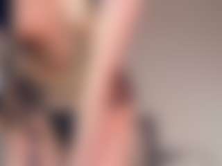 Live cam show with Monika - Average on Camsoda