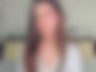 Live cam show with Monika - Average on Streamer API