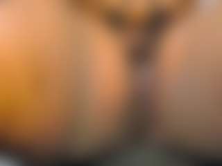 Live cam show with OpraxBell - Spank on Chatstar