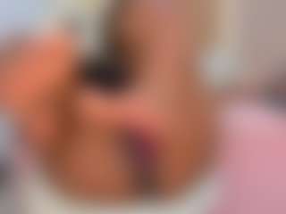 Stephany-Summer's Live Sex Cam Show