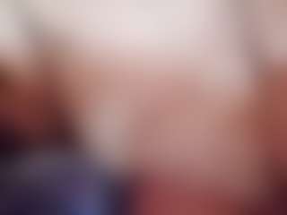 Live cam show with KalliLinux - Caucasian on Camsoda