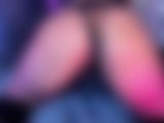 April-Kershaw's Live Sex Cam Show