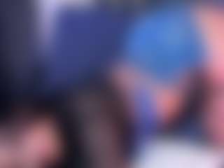 Live cam show with April-Kershaw - Roleplay on dropp.cam