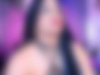 Live cam show with April-Kershaw - Bitch on xfollow cams