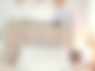 Ava777 MILF webcam performer live streaming