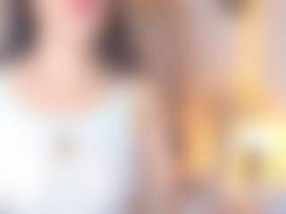 Ava777 MILF webcam performer live streaming