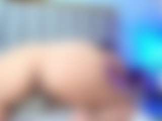 Ava777's Live Sex Cam Show