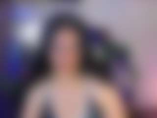 Live cam show with Chiaraa-Fiore - Babygirl on Fling VIP Chat