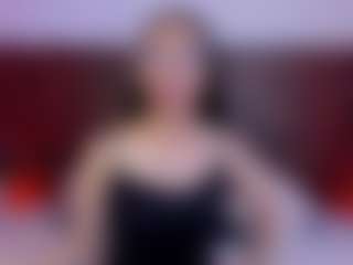 Live cam show with Lucy Liiu - Spanks on SxyPornLive