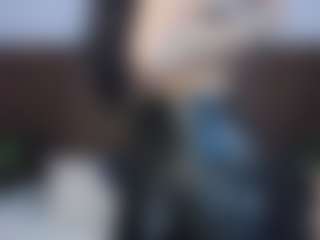 Live cam show with Lucy Liiu - Flash on Chatstar