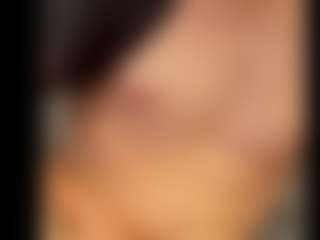 Live cam show with famous1tad - White on friskycurves.com