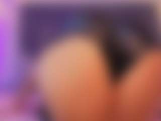 Pretty-Johnson's Live Sex Cam Show