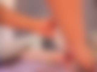Live cam show with Pretty-Johnson - Oil on Free Soda