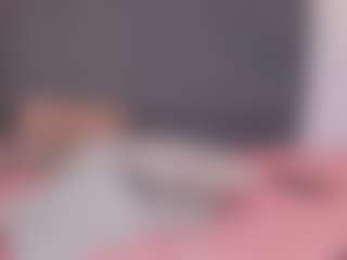 Pretty-Johnson's Live Sex Cam Show