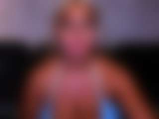 Live cam show with Cara harris - Tittyfuck on AdultVida.com