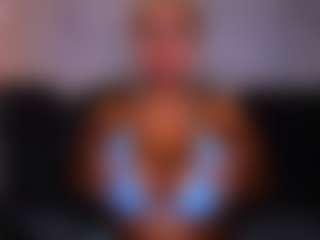 Live cam show with Cara harris - Smoke on pussylord.com