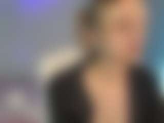VikkiMoon's Live Sex Cam Show