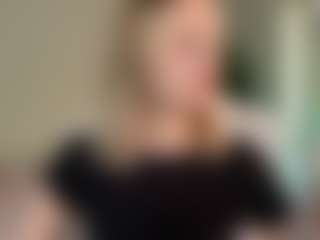 VikkiMoon's Live Sex Cam Show
