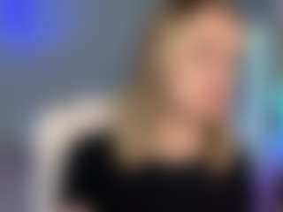 VikkiMoon's Live Sex Cam Show