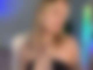 VikkiMoon's Live Sex Cam Show