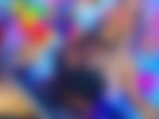 KAROLL-TS's Live Sex Cam Show