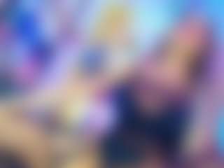 KAROLL-TS's Live Sex Cam Show