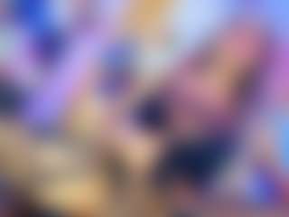KAROLL-TS's Live Sex Cam Show