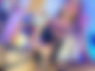 KAROLL-TS's Live Sex Cam Show