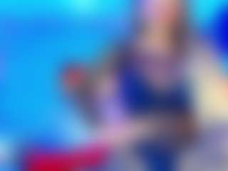 KAROLL-TS's Live Sex Cam Show